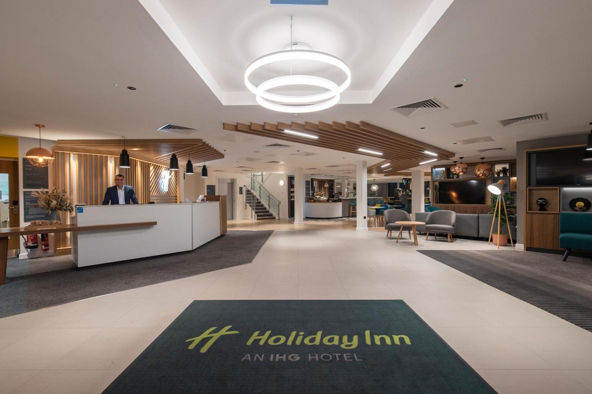 Holiday Inn Bristol Airport By Ihg Redhill  Exterior foto